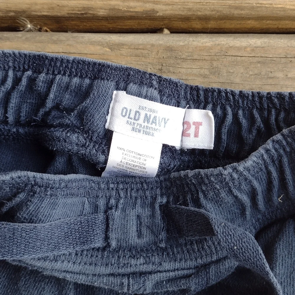 Hh)  Old Navy Toddler Boys Shorts | Size 2T
